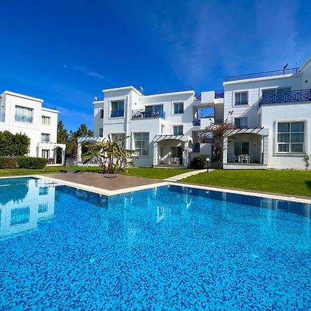 Garden Loft Apt With Pool In Alsancak Kyrenia Kyrenia  Exteriör bild