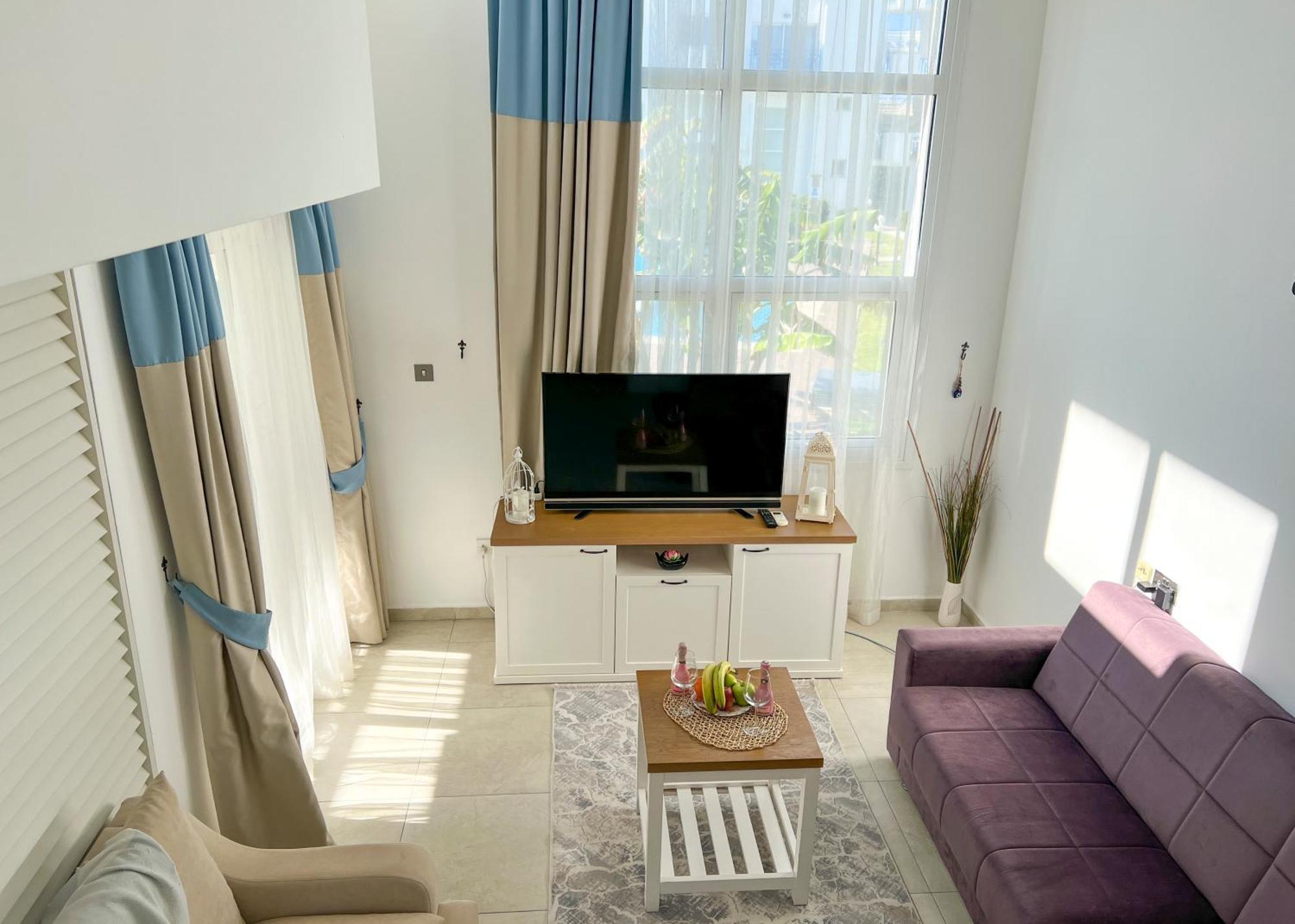 Garden Loft Apt With Pool In Alsancak Kyrenia Kyrenia  Exteriör bild